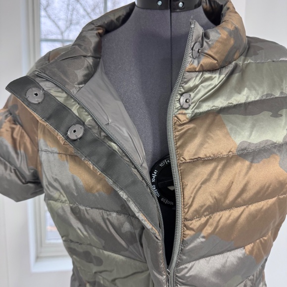 Short sleeved puffer Vest jacket khaki metallic - Picture 4 of 7